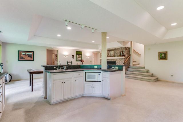 N2015 Stonecrest ROAD, La Crosse, WI 54601