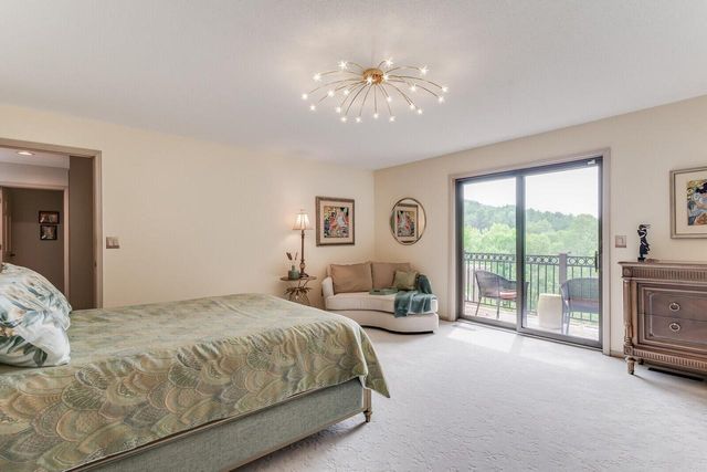 N2015 Stonecrest ROAD, La Crosse, WI 54601