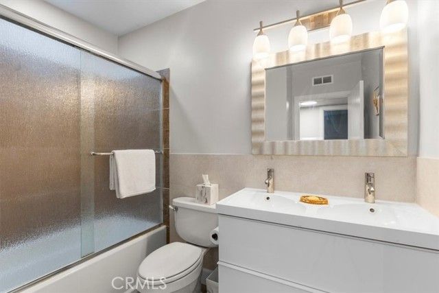 1353 Termino Avenue, Long Beach, CA 90804