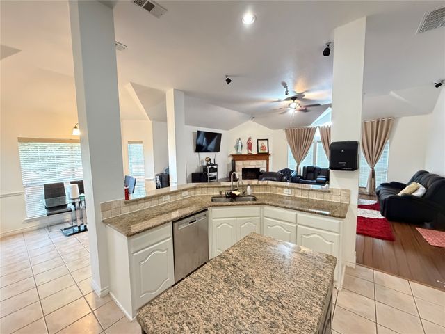 3004 Saint Bartholomew Drive, Mansfield, TX 76063