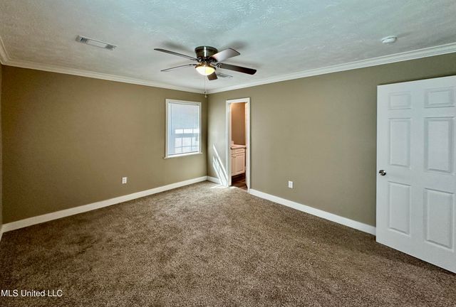 337 Woodcliff Drive, Jackson, MS 39212