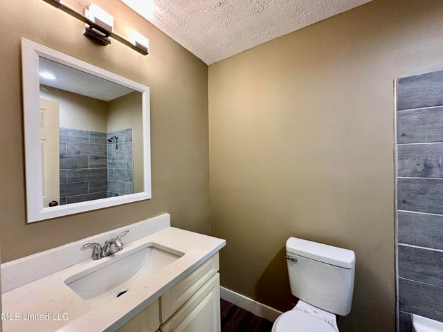 337 Woodcliff Drive, Jackson, MS 39212