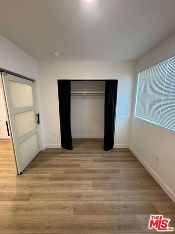 1039 E 28th Street 306, Los Angeles, CA 90011