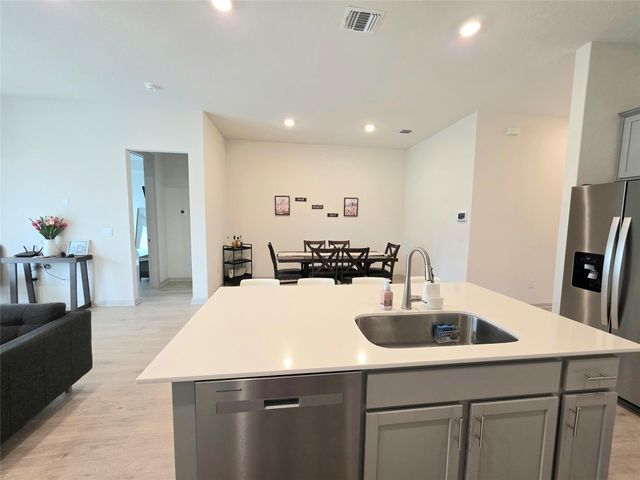 2041 Rosin Jaw WALK, Leander, TX 78641