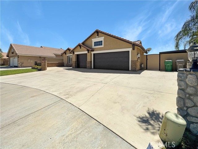 27165 Calle Ayrton, Menifee, CA 92586