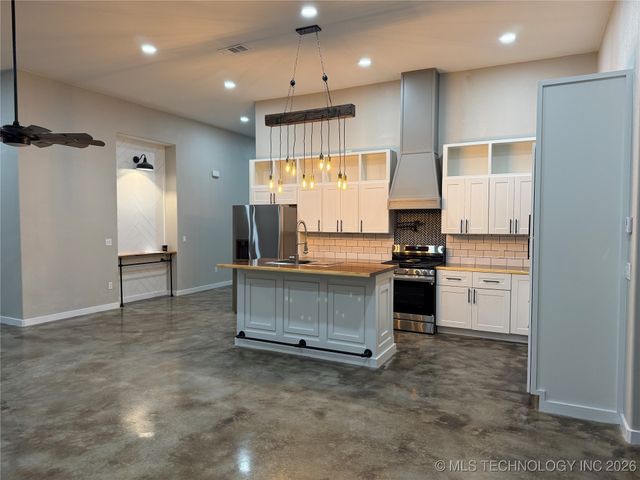 816 W Brewer, Mcalester, OK 74501