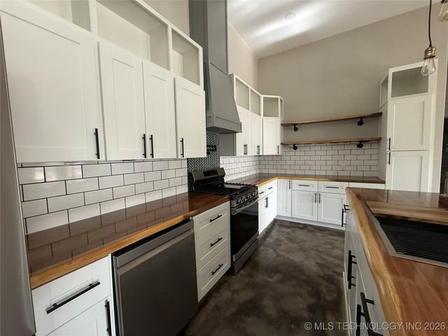 816 W Brewer, Mcalester, OK 74501