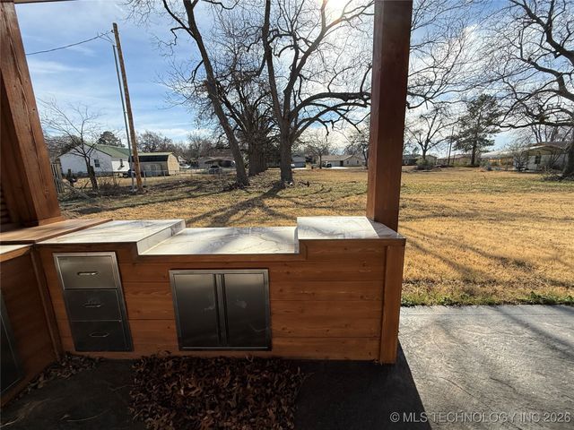 816 W Brewer, Mcalester, OK 74501