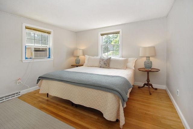 12 Edgewood Rd, Billerica, MA 01821