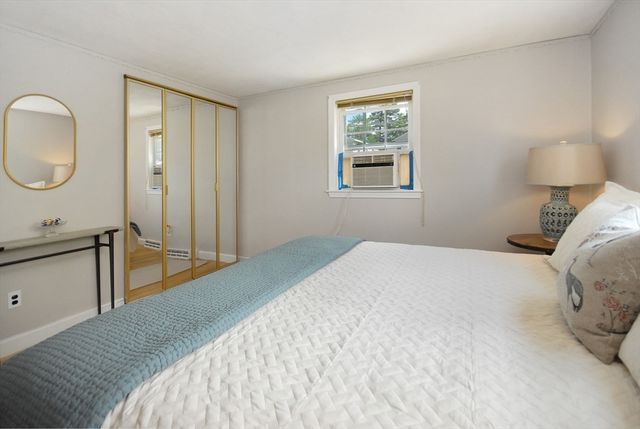 12 Edgewood Rd, Billerica, MA 01821