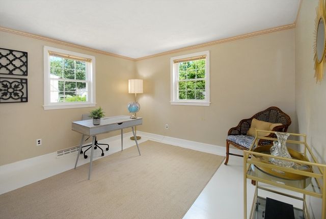 12 Edgewood Rd, Billerica, MA 01821