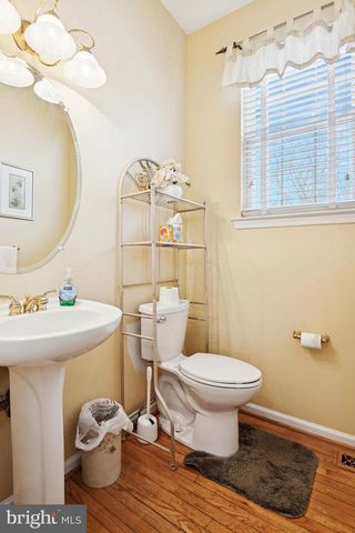 806 HINCHLEY RUN, West Chester, PA 19382