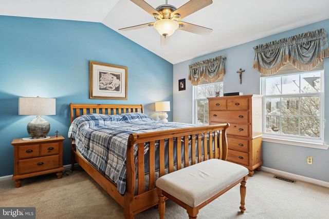 806 HINCHLEY RUN, West Chester, PA 19382