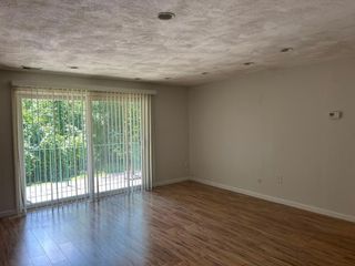109 Oak Ln 6, Brockton, MA 02301
