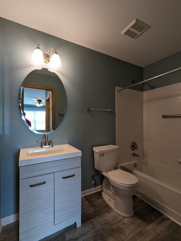 2257 Georgetown Circle, Aurora, IL 60503
