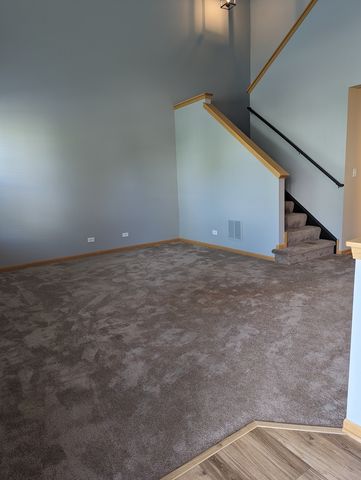 2257 Georgetown Circle, Aurora, IL 60503