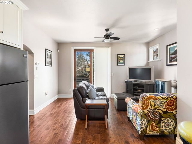 1506 Nw AWBREY Rd, Bend, OR 97703