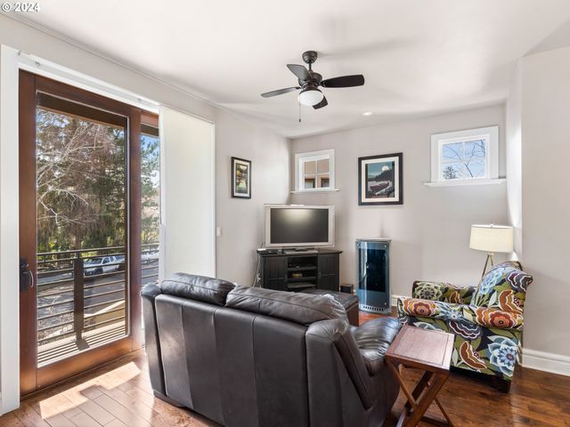 1506 Nw AWBREY Rd, Bend, OR 97703