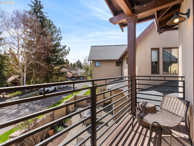 1506 Nw AWBREY Rd, Bend, OR 97703