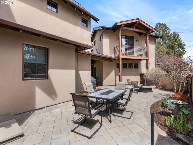 1506 Nw AWBREY Rd, Bend, OR 97703