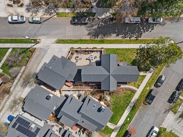 1506 Nw AWBREY Rd, Bend, OR 97703