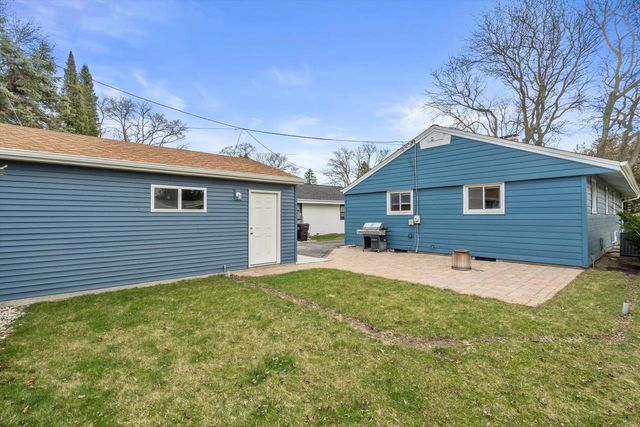 714 Montclaire AVENUE, Glendale, WI 53217