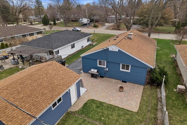 714 Montclaire AVENUE, Glendale, WI 53217
