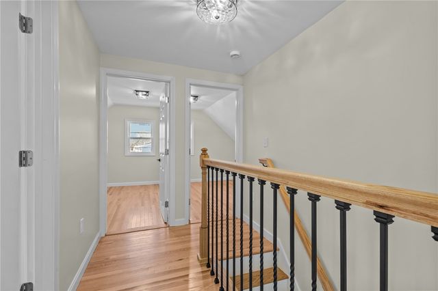 176 Horse Neck Road, Warwick, RI 02889