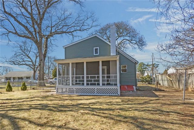 176 Horse Neck Road, Warwick, RI 02889