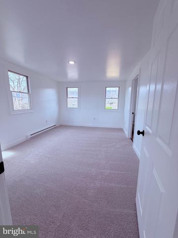 201 DIETRICH AVE, Tower City, PA 17980