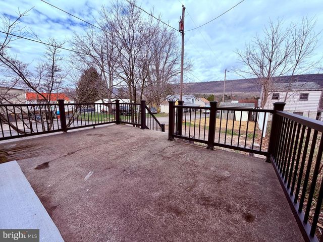 201 DIETRICH AVE, Tower City, PA 17980