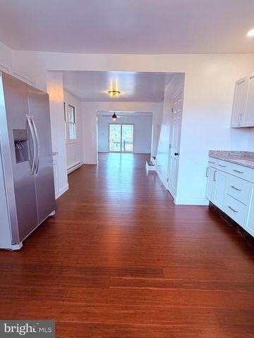 201 DIETRICH AVE, Tower City, PA 17980