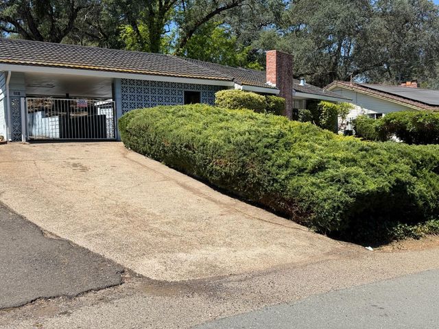 231 Boarman St, Jackson, CA 95642