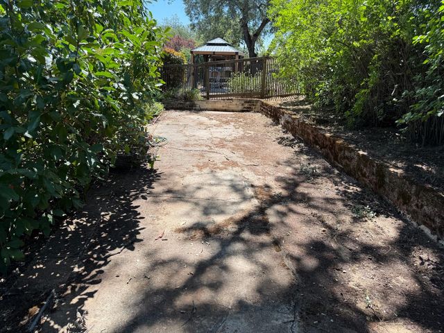 231 Boarman St, Jackson, CA 95642