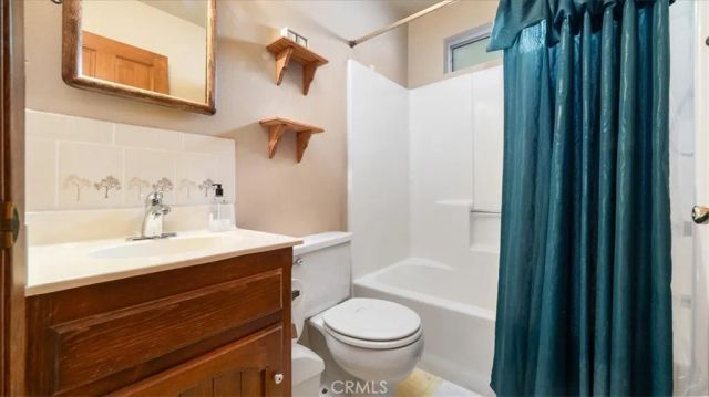 25172 Moon Drive, Crestline, CA 92325