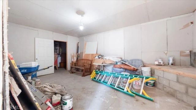 25172 Moon Drive, Crestline, CA 92325