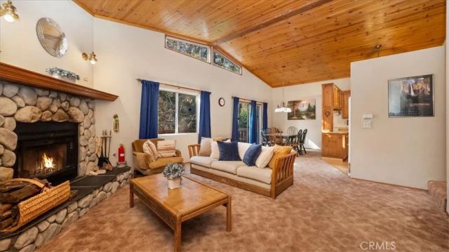 25172 Moon Drive, Crestline, CA 92325
