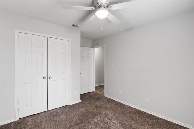 983 Downey Drive, Lewisville, TX 75067