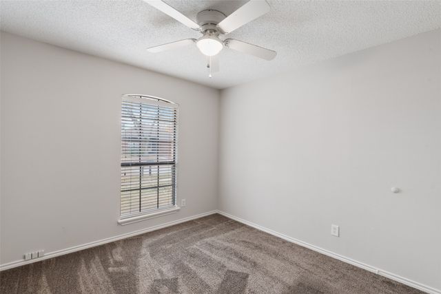 983 Downey Drive, Lewisville, TX 75067