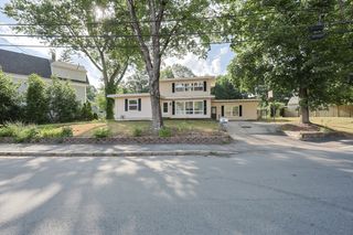 17 Arnold Rd, North Attleboro, MA 02760
