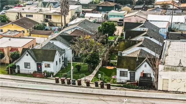 406 E Rosecrans, Compton, CA 90221