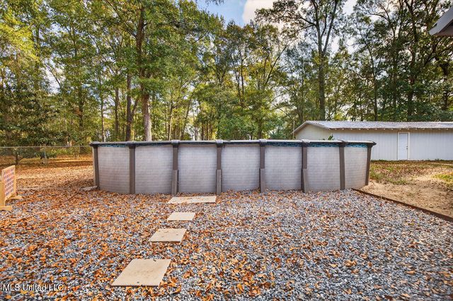 16214 Shaw, Gulfport, MS 39503