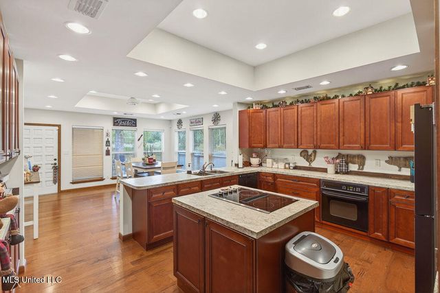 16214 Shaw, Gulfport, MS 39503