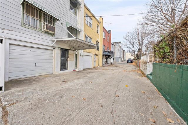 3340 Wilson Avenue, Bronx, NY 10469