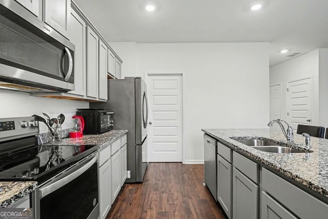 316 Arnica Drive S, Locust Grove, GA 30248