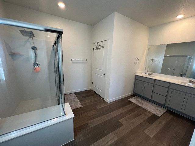 4910 Starfruit Ct, Roseville, CA 95747
