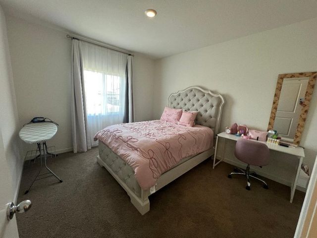 4910 Starfruit Ct, Roseville, CA 95747