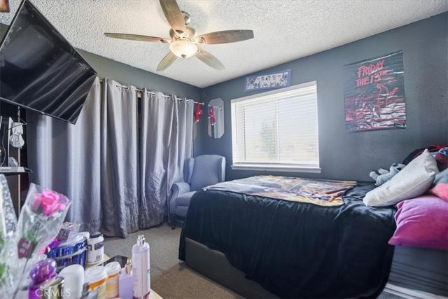 15235 Newmont, Lancaster, CA 93535