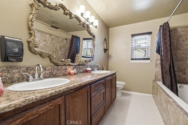 15235 Newmont, Lancaster, CA 93535