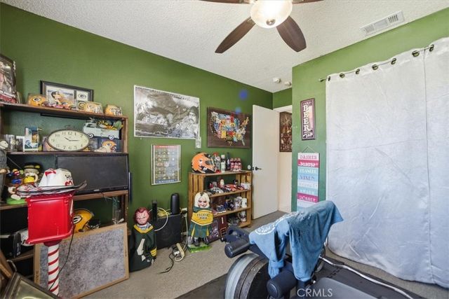 15235 Newmont, Lancaster, CA 93535